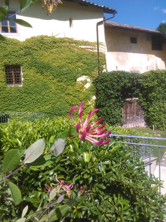 Отель Relais Palazzo Lodron Роверето Экстерьер фото