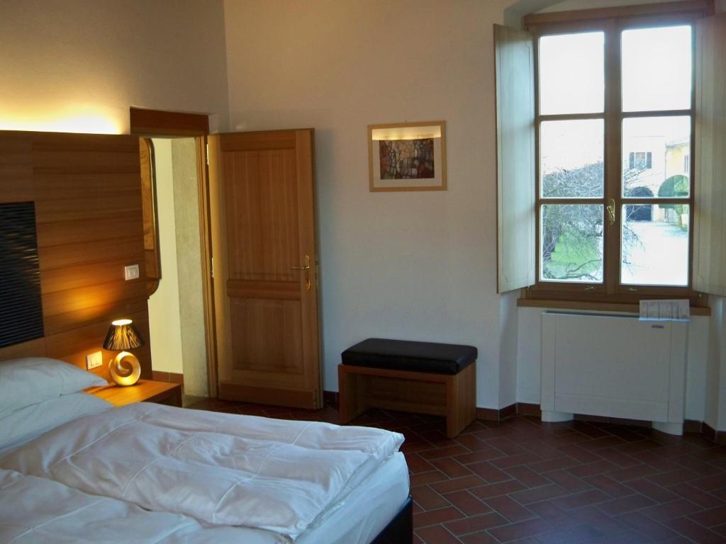 Отель Relais Palazzo Lodron Роверето Номер фото